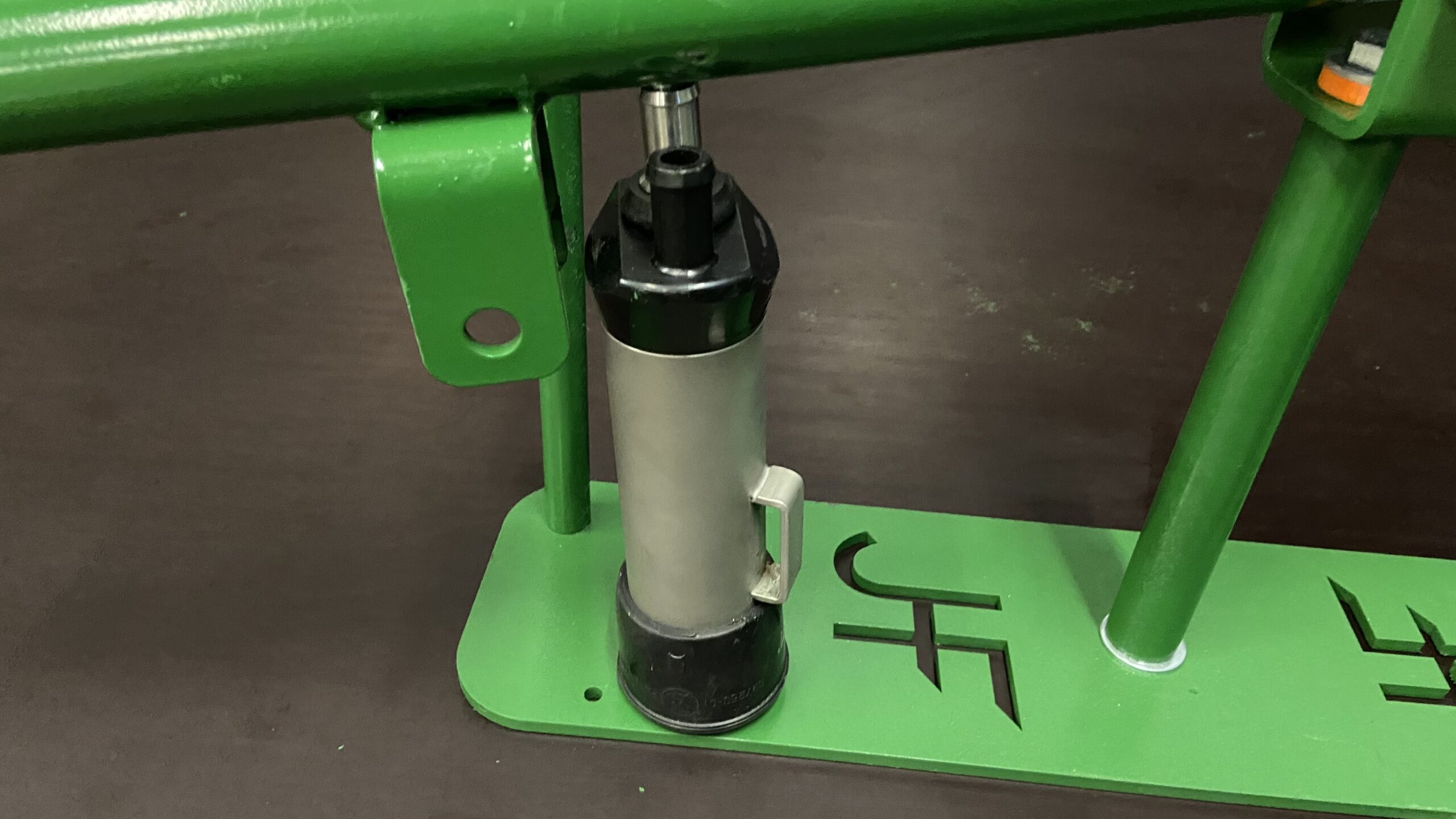 DeLaval VMS Liner Changing Tool - Image 6